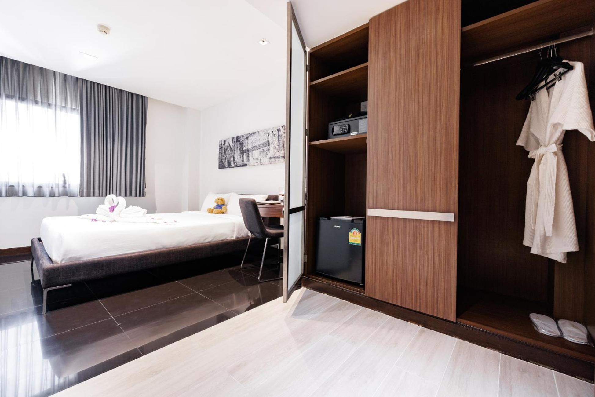 Standard Single Room