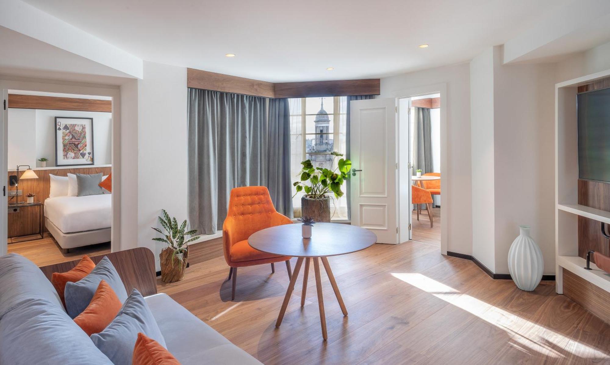 Suite van niveau twee met 2 slaapkamer en toegang tot de executive lounge