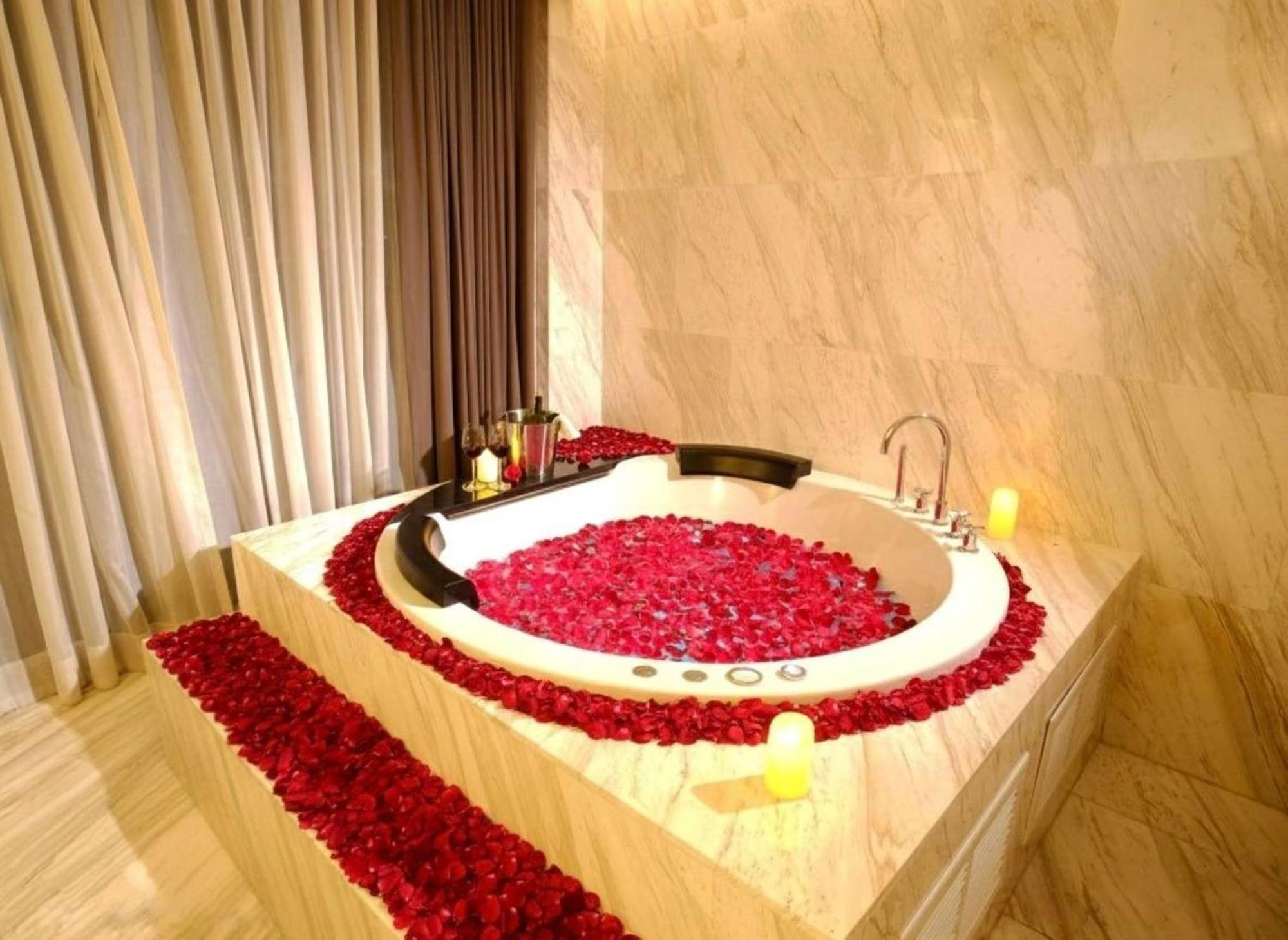 Suite Spa Bath