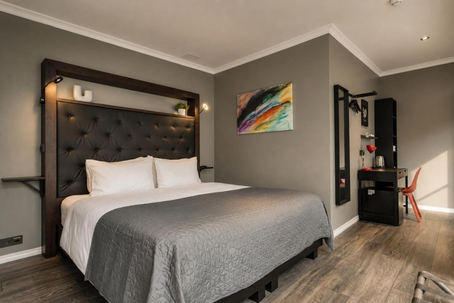 Superior King Room