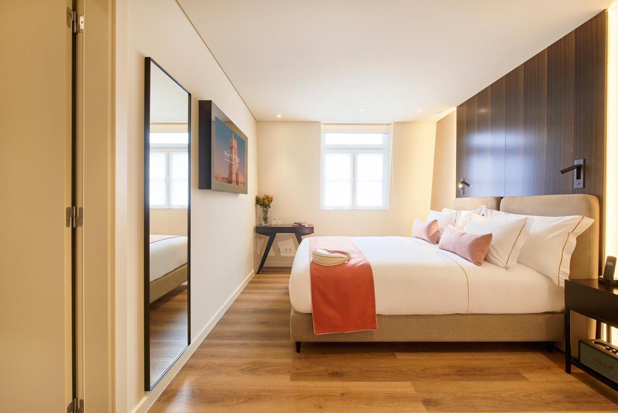 Kamer met 1 Groot Bed of 2 Aparte Bedden en Uitzicht op de Stad