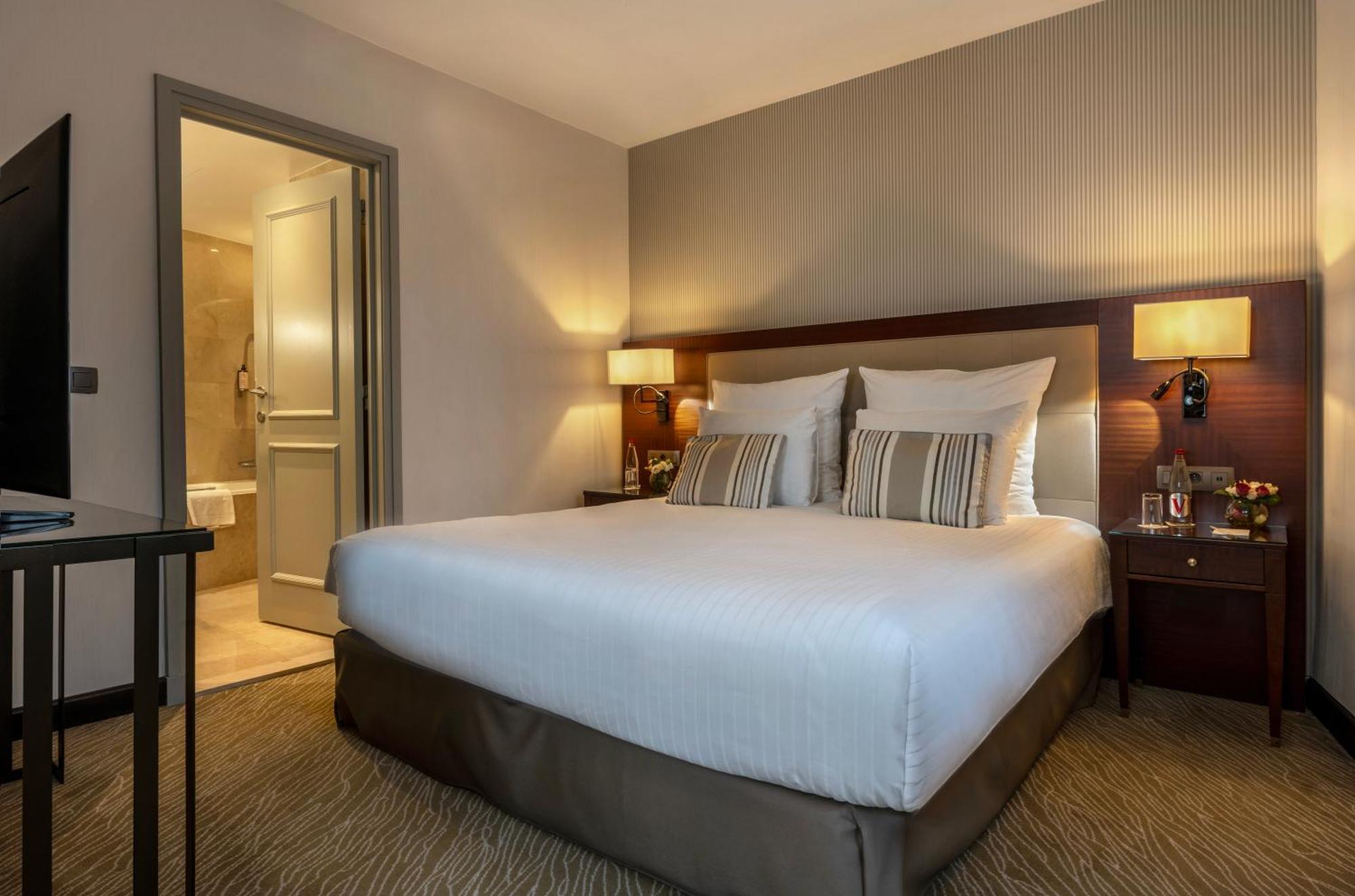 Suite City View