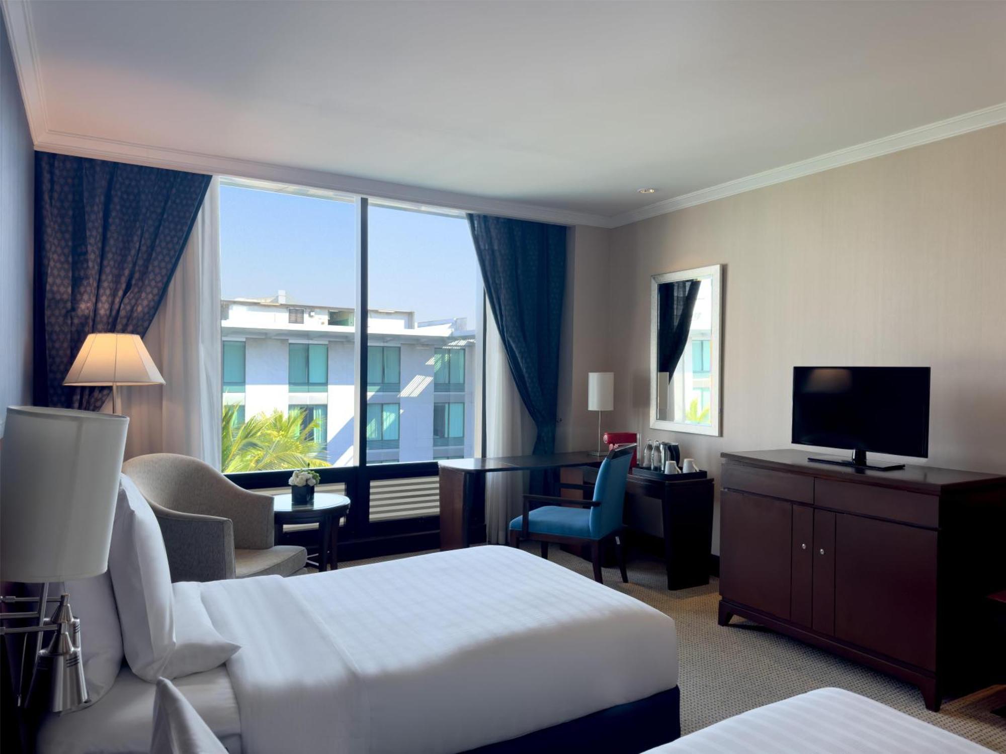 Twin Room Club Access