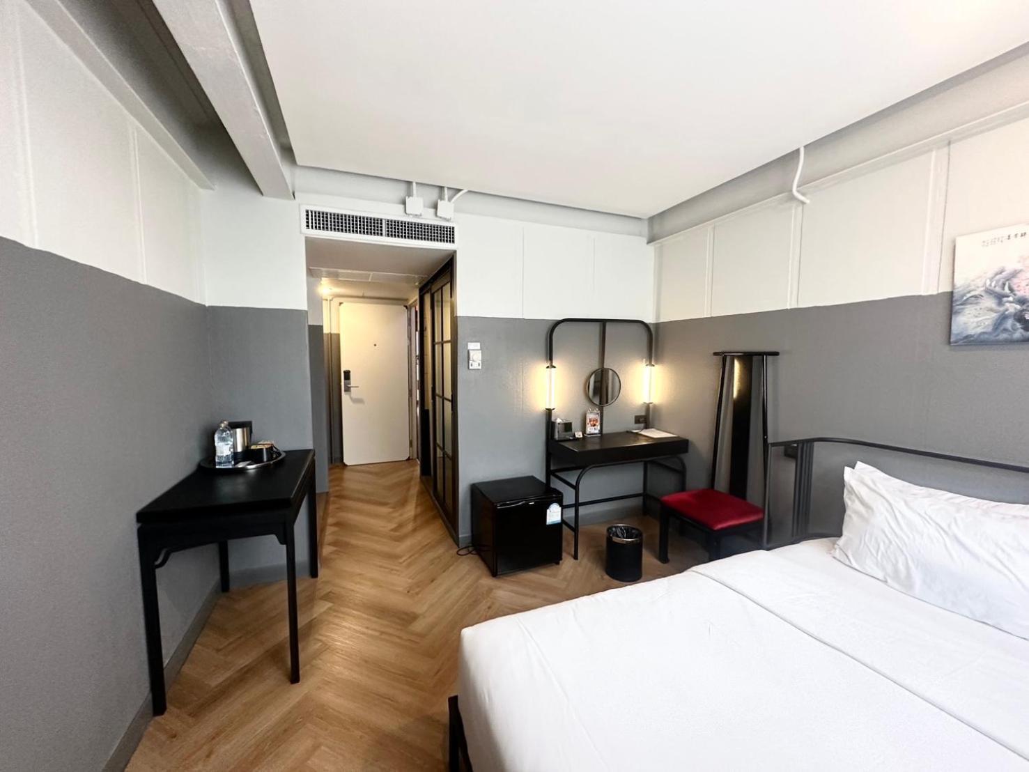 Double Room Private Bathroom