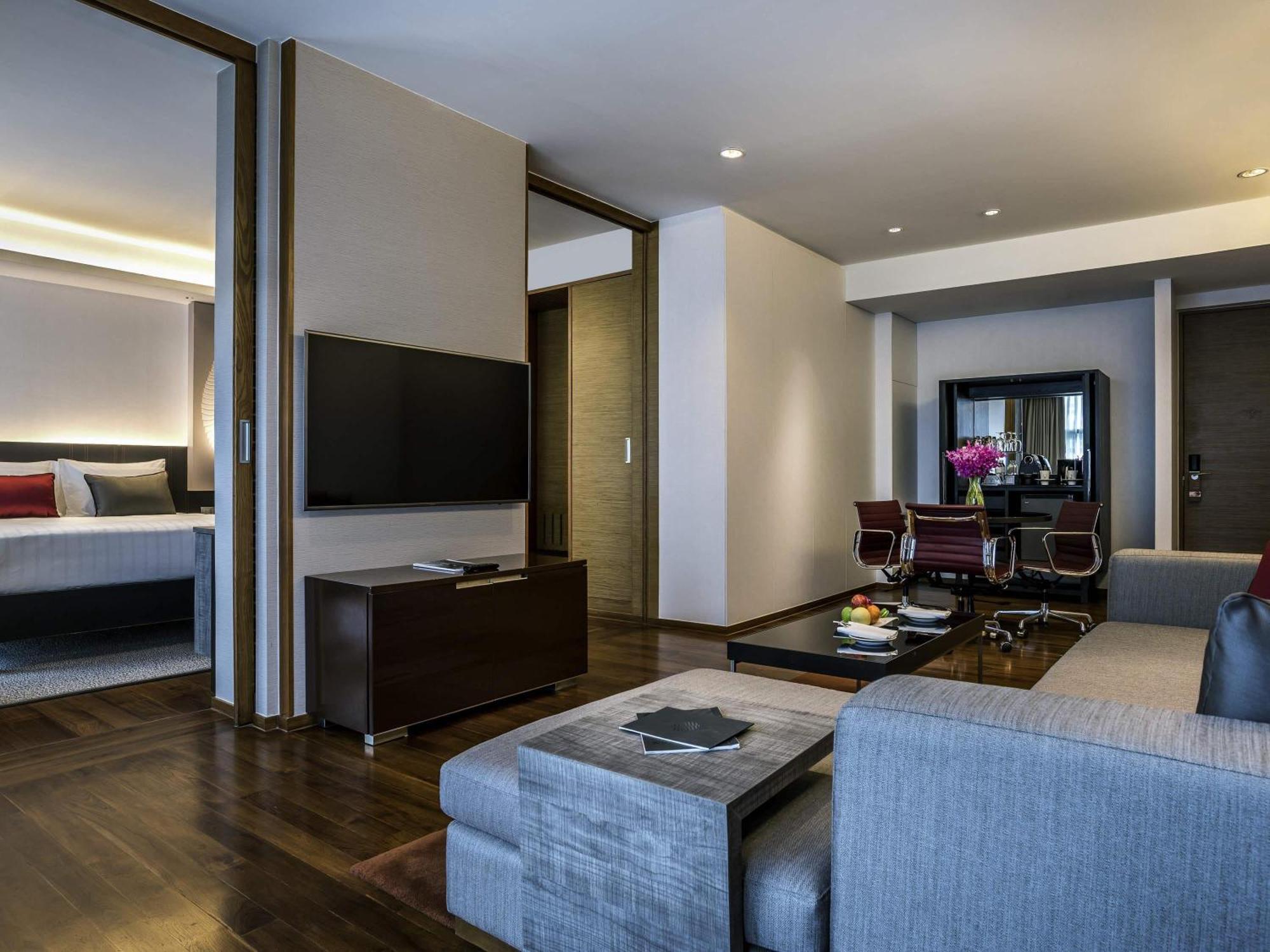 Executive Suite 1 Kingsize Bed Executive Lounge Access