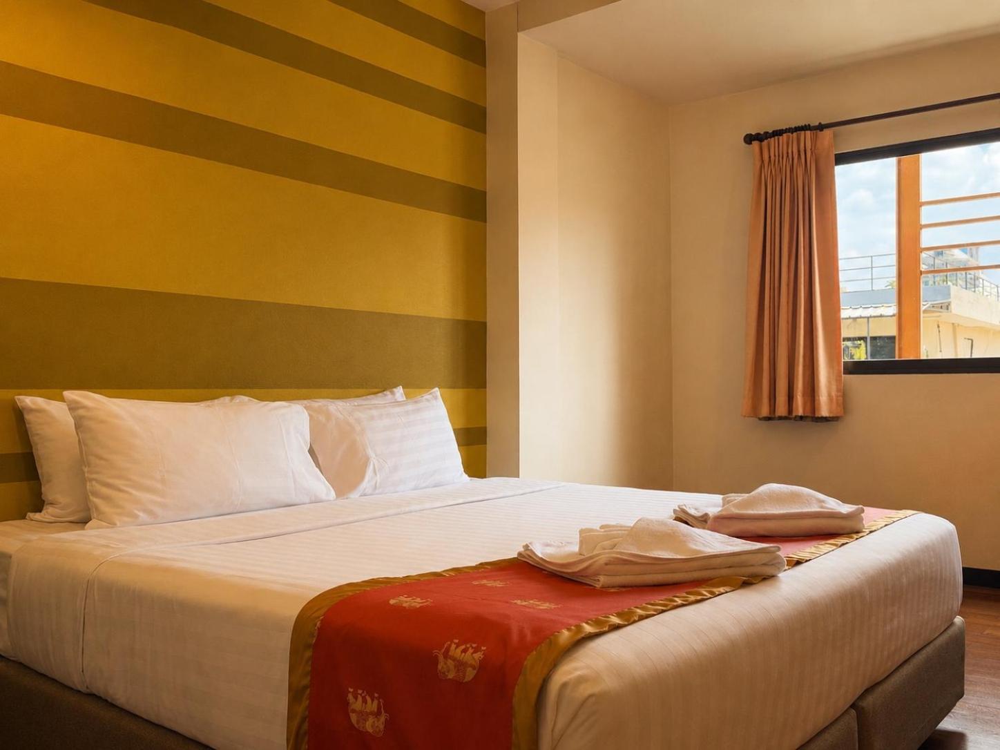 Grand Deluxe Double or Twin Room