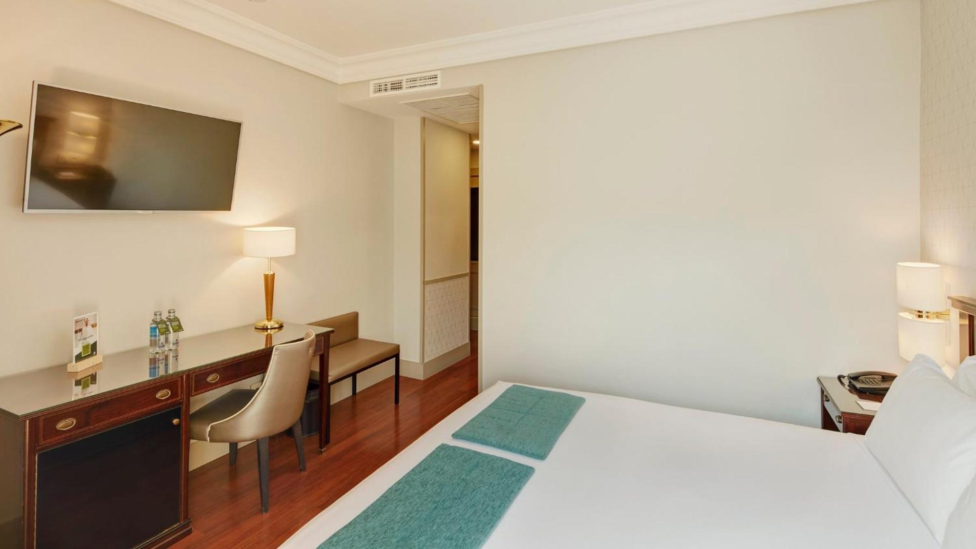 Standard Double Room Views on the Square