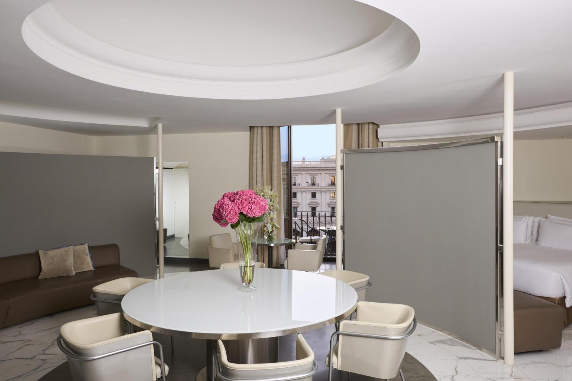 Executive Suite met Jacuzzi, Extra Bed en Uitzicht