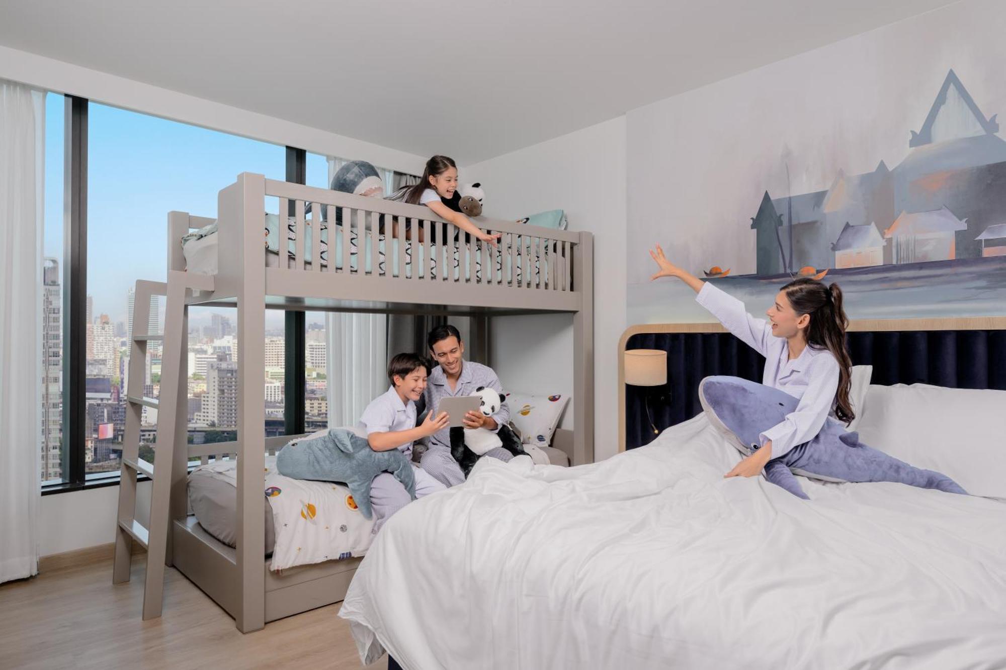 Family Room Bunk Bed City View