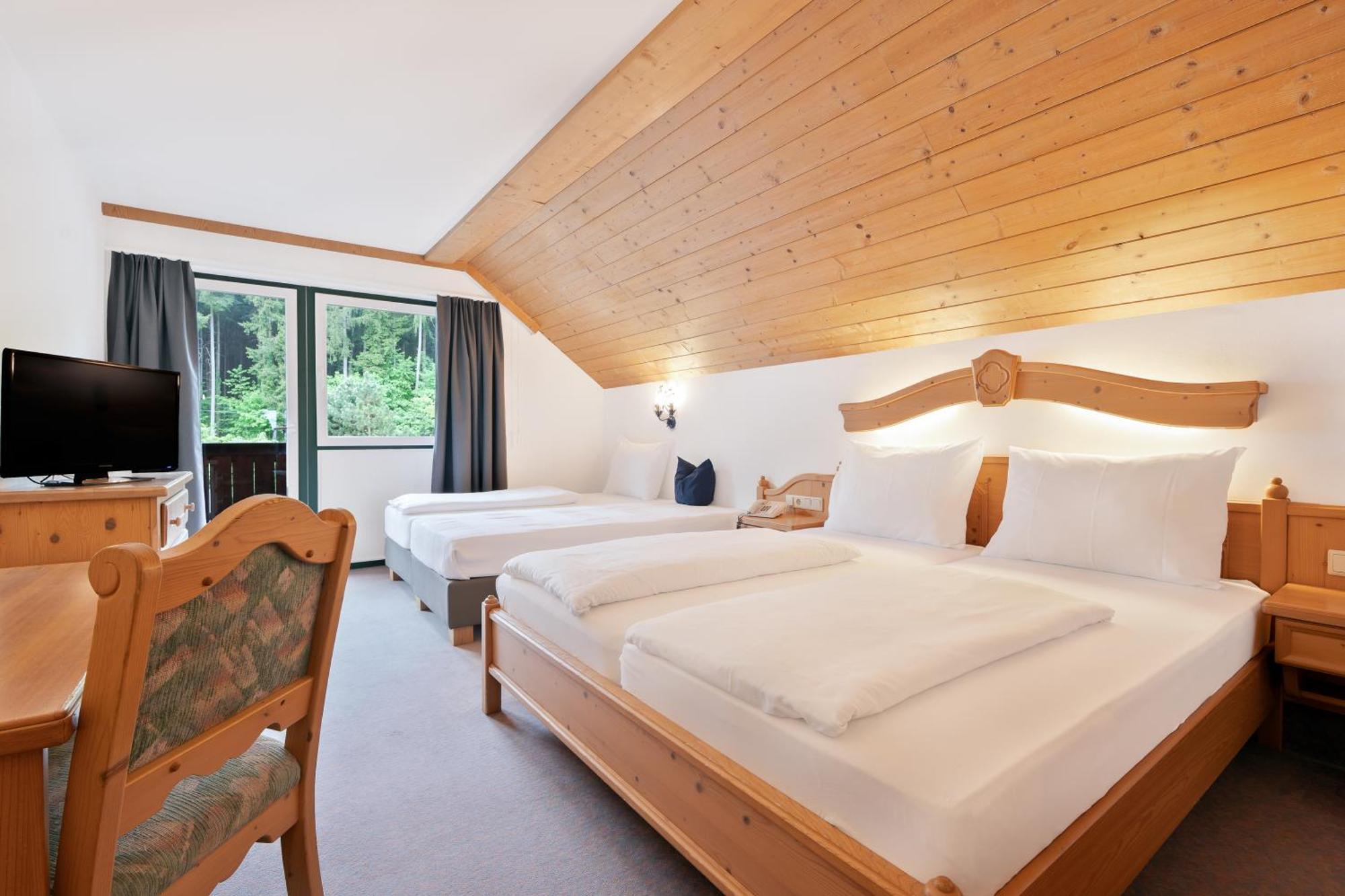 Triple Room Balcony
