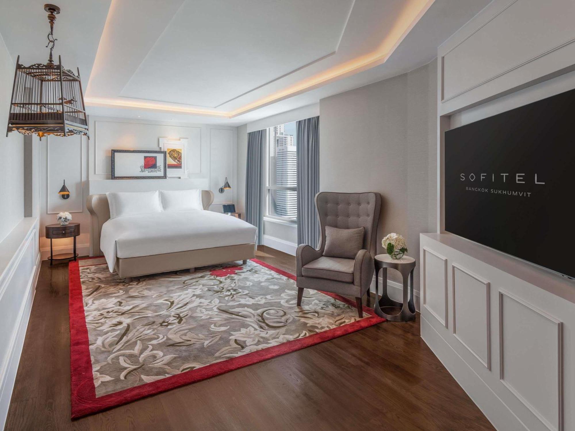 Imperial King Suite Club Access