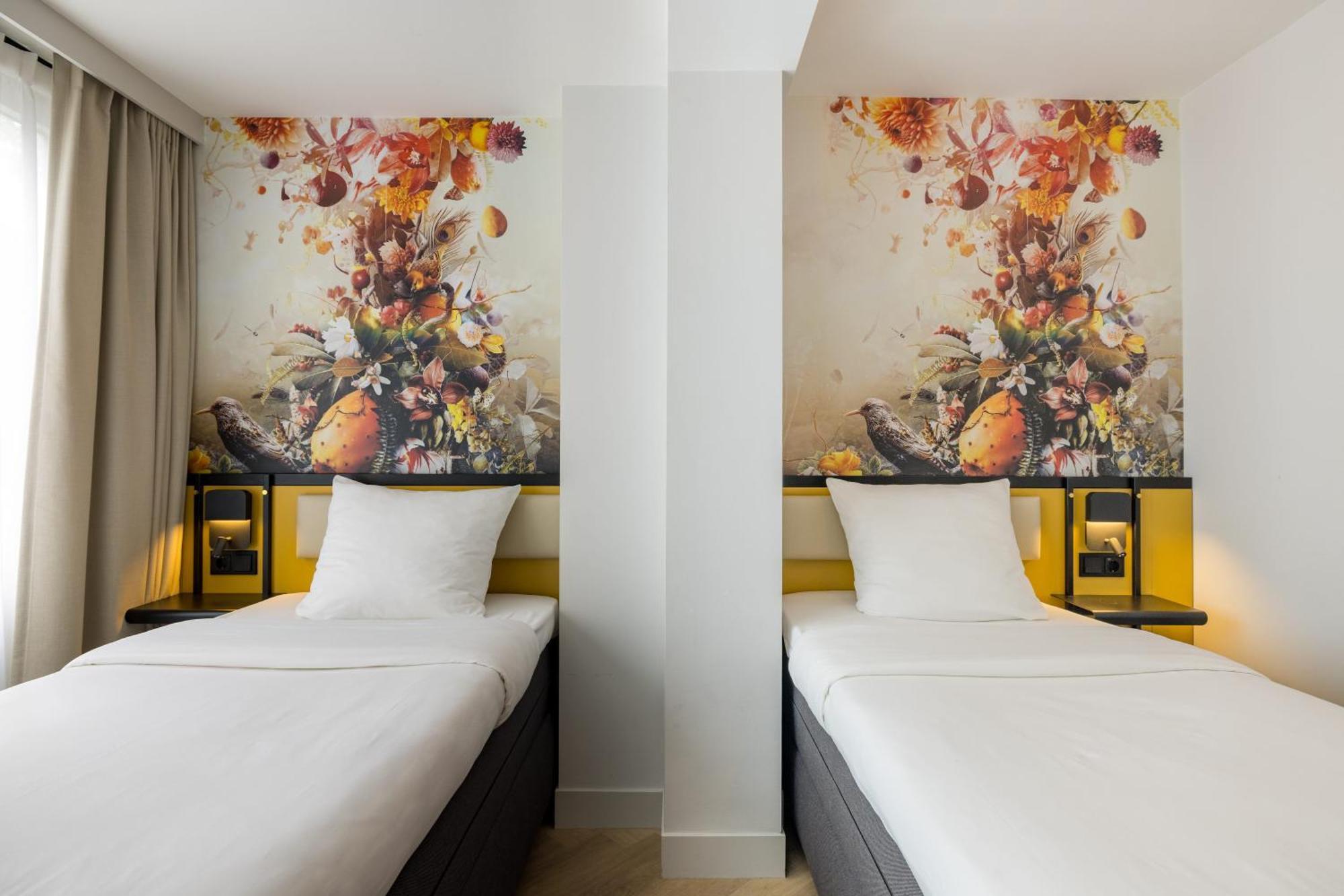 Tweepersoonskamer met 2 Aparte Bedden