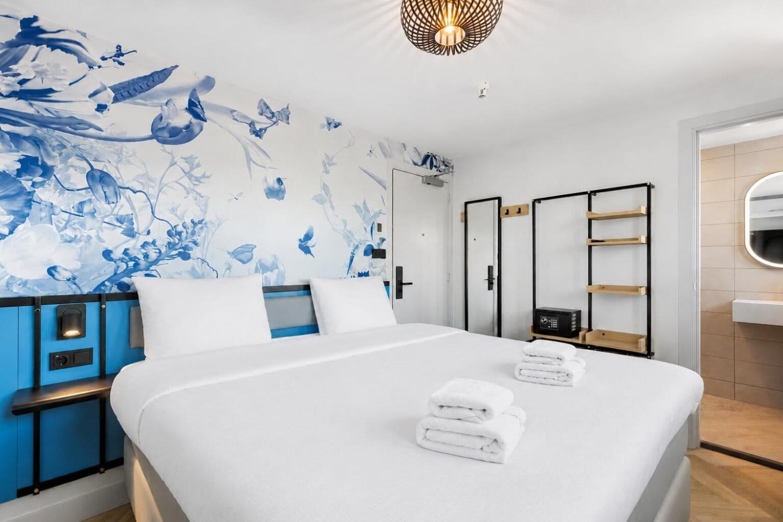 Kamer met Kingsize Bed