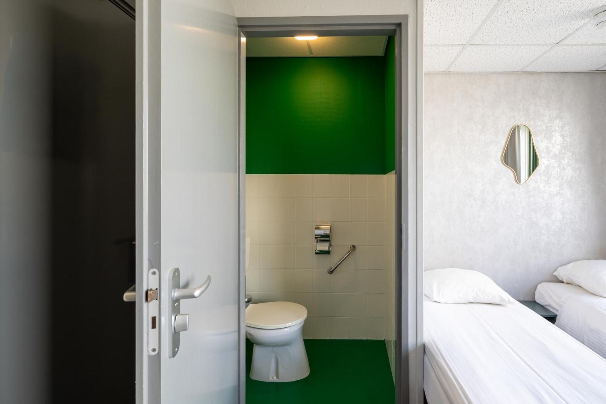 Tweepersoonskamer met 2 Aparte Bedden