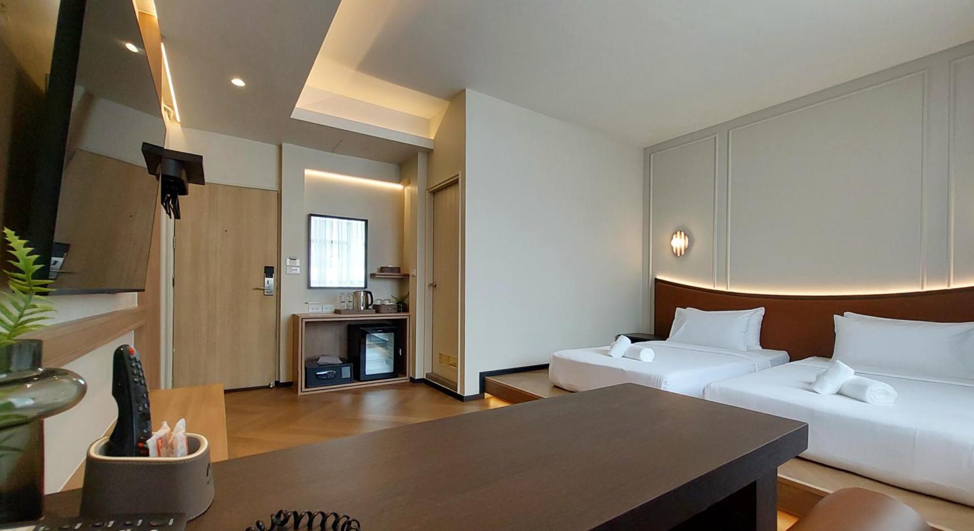Grand Deluxe King or Twin Bed