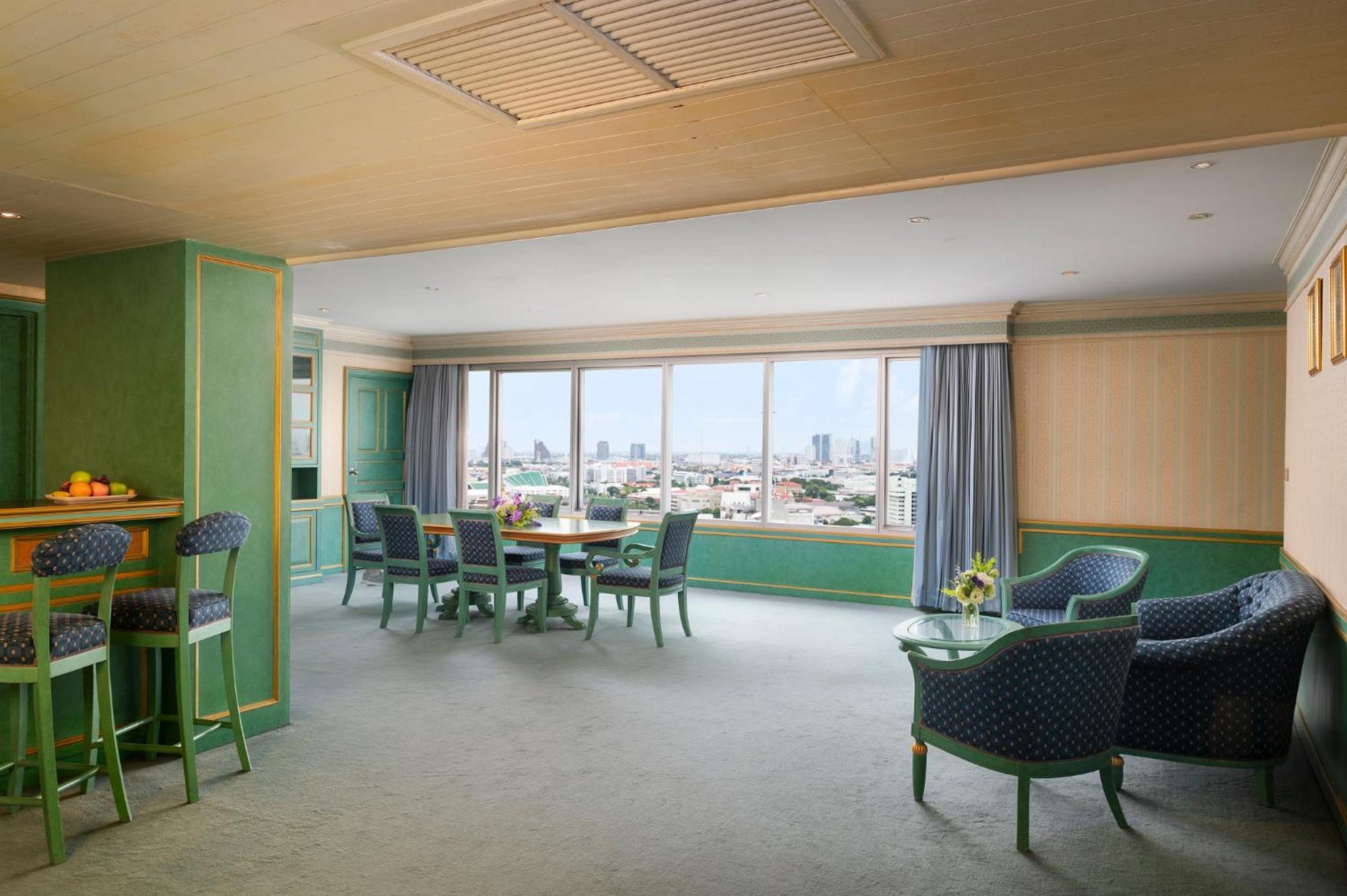 Suite City View