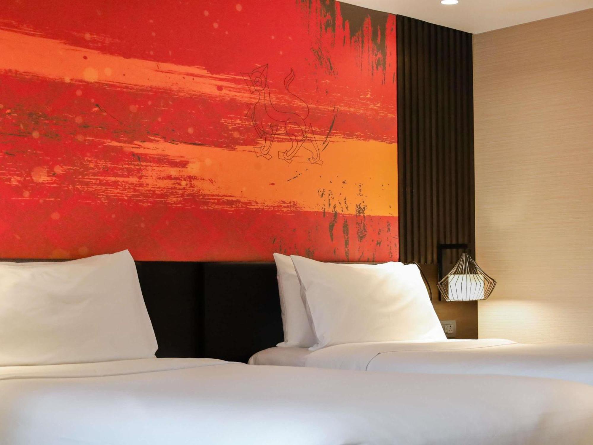 Privilege Twin Room Lounge Access