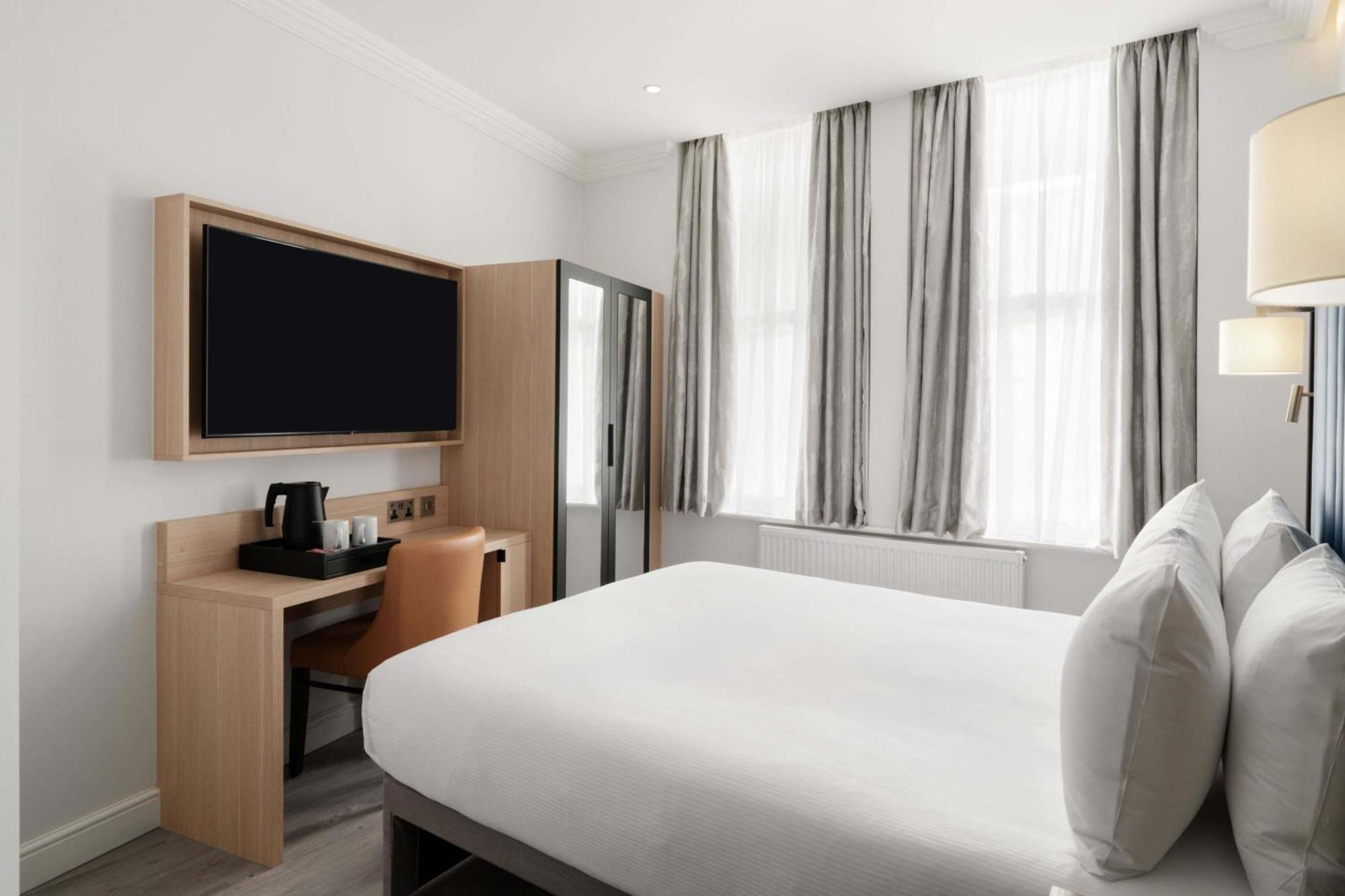 Kamer met Queensize Bed