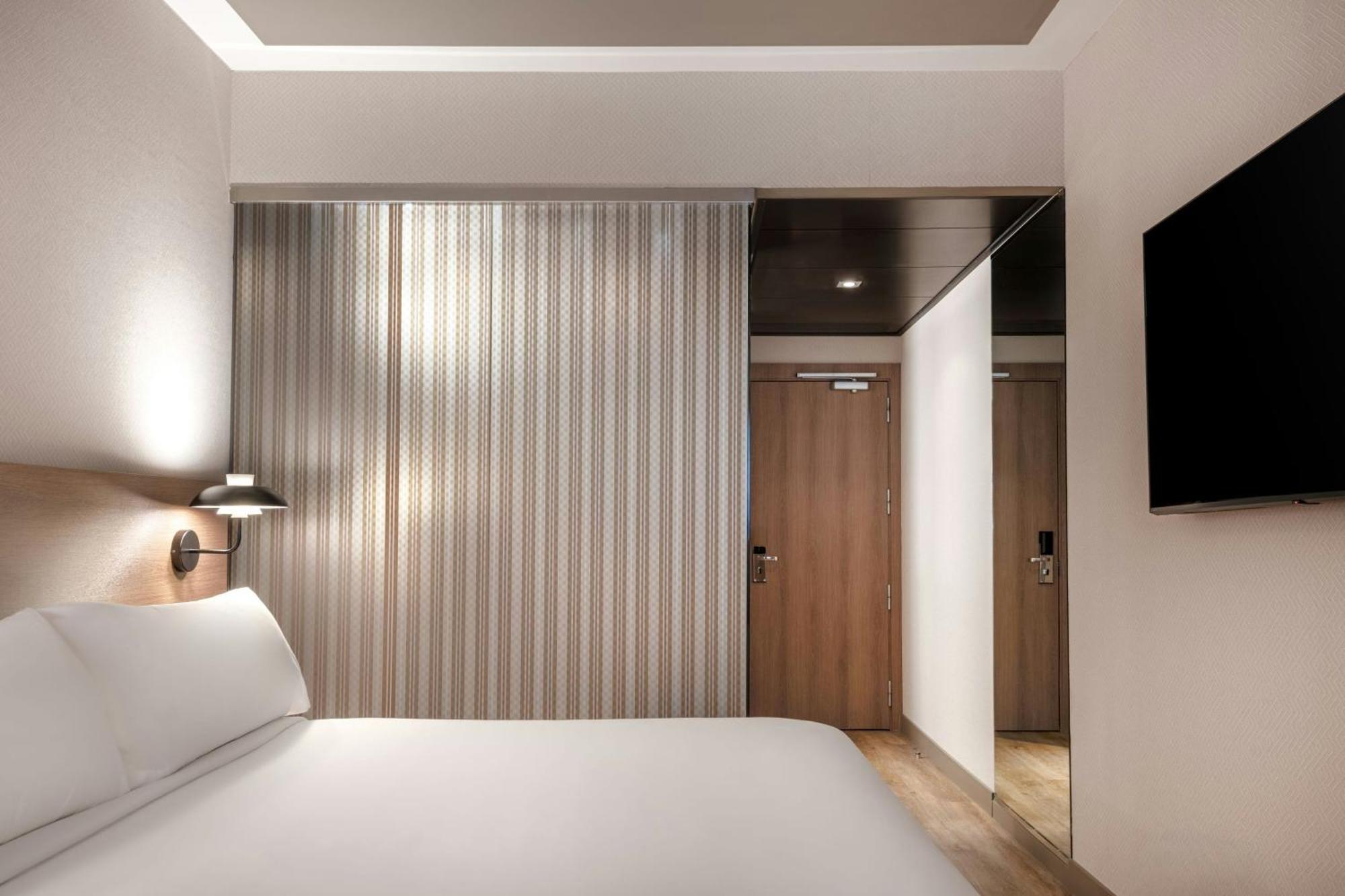 Standard Plus King Room