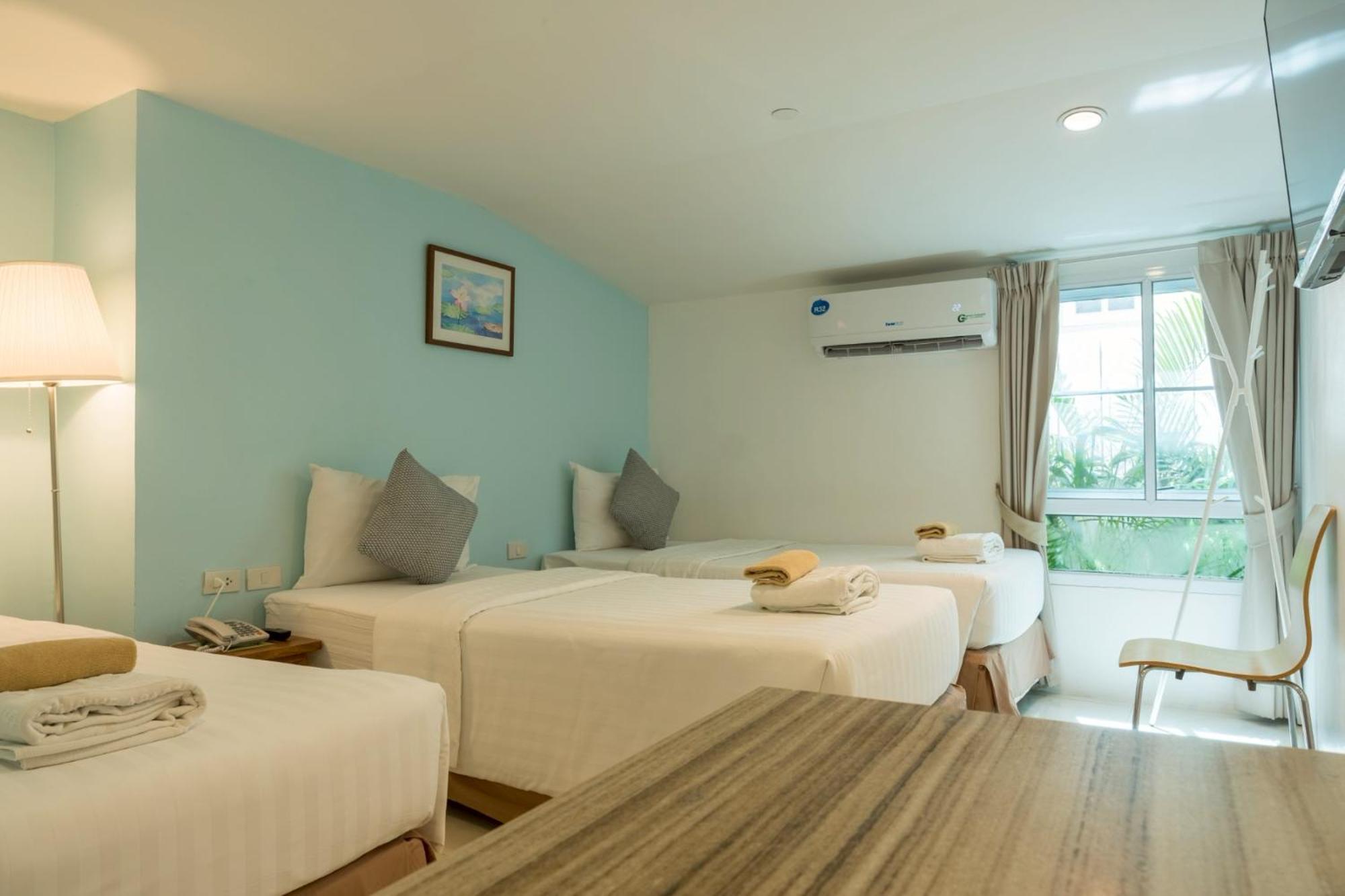 Triple-bed Studio