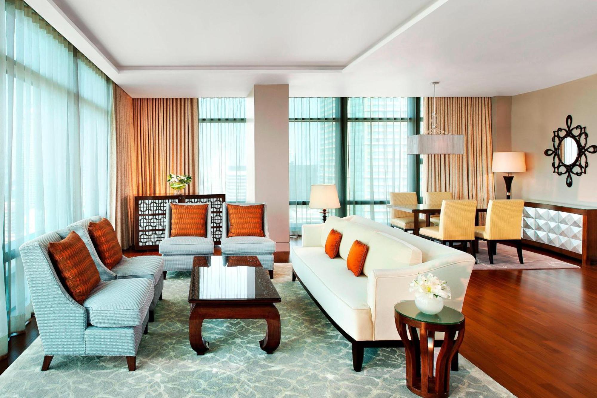Astor Suite 1 Bedroom Suite Golf course view Corner room High floor
