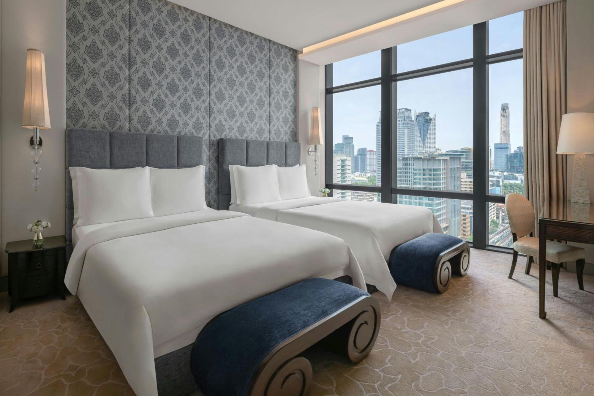 Family Two-Bedroom Suite Skyline View