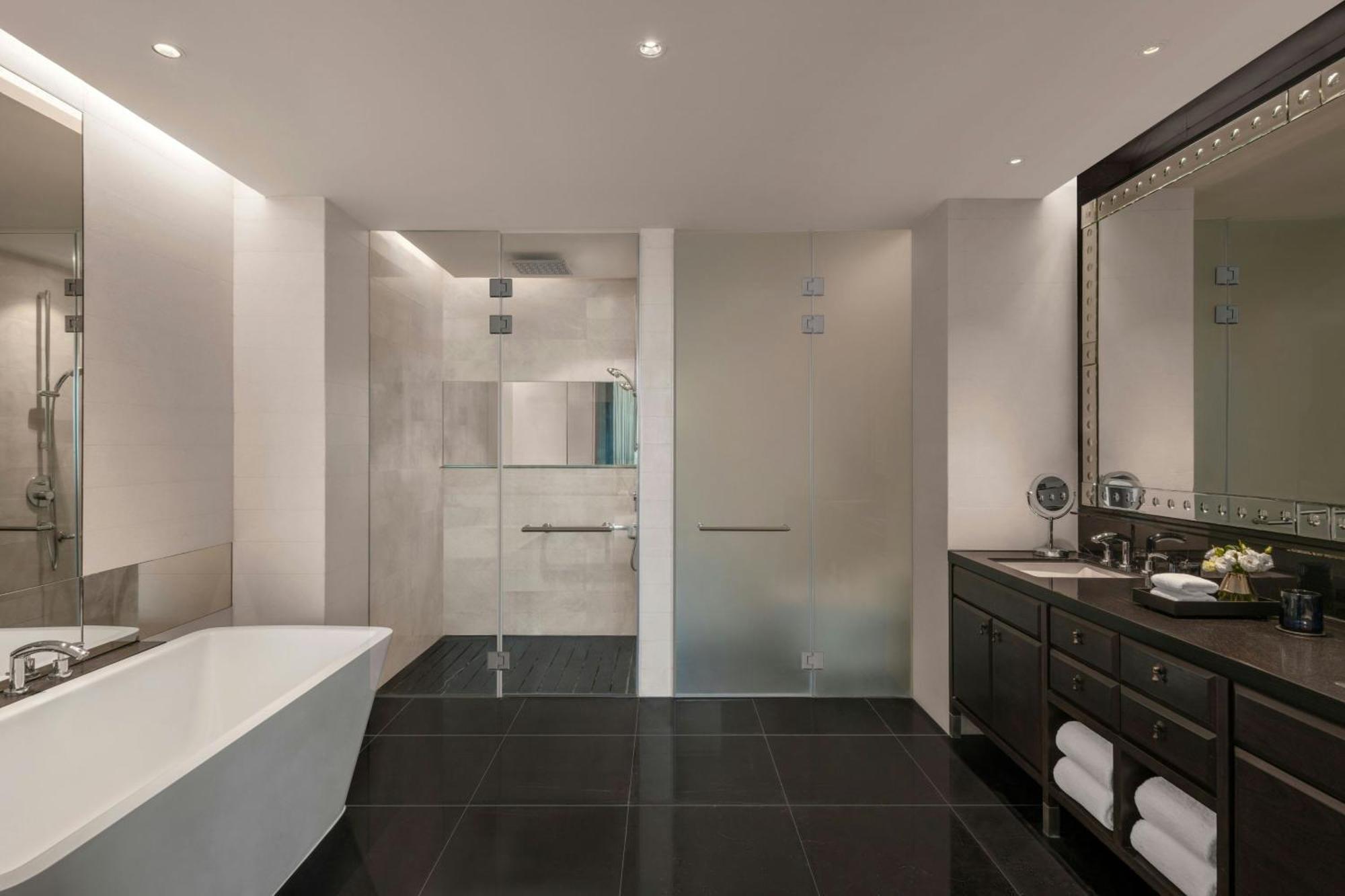 Family Two-Bedroom Suite Skyline View