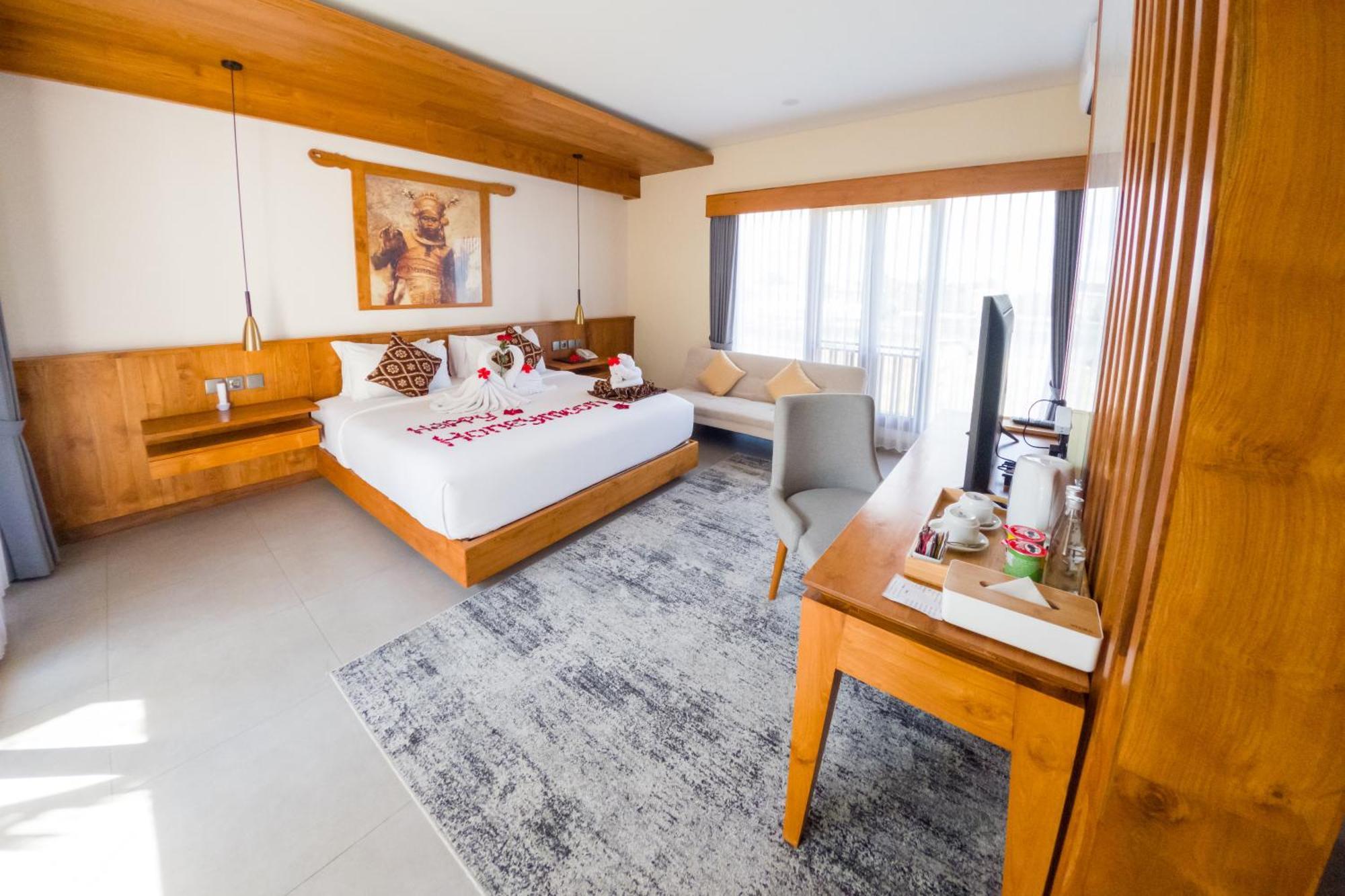 Deluxe Suite