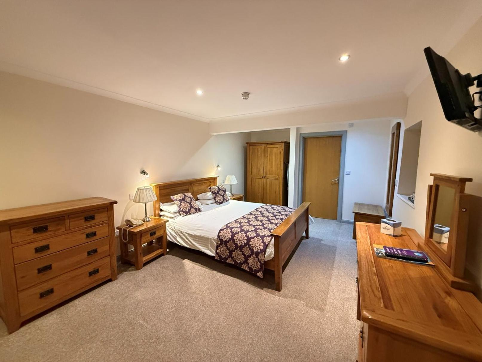 Ground Floor Family Room
