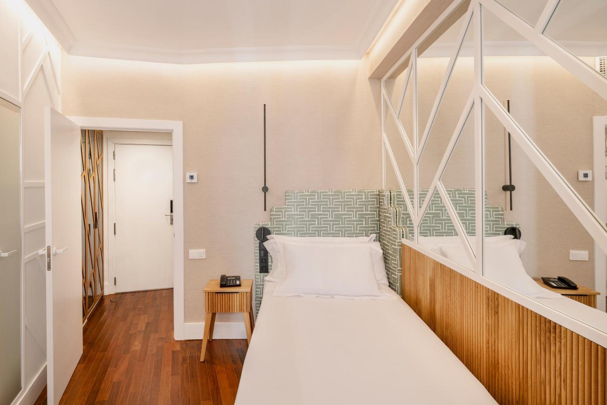 Single Room XS