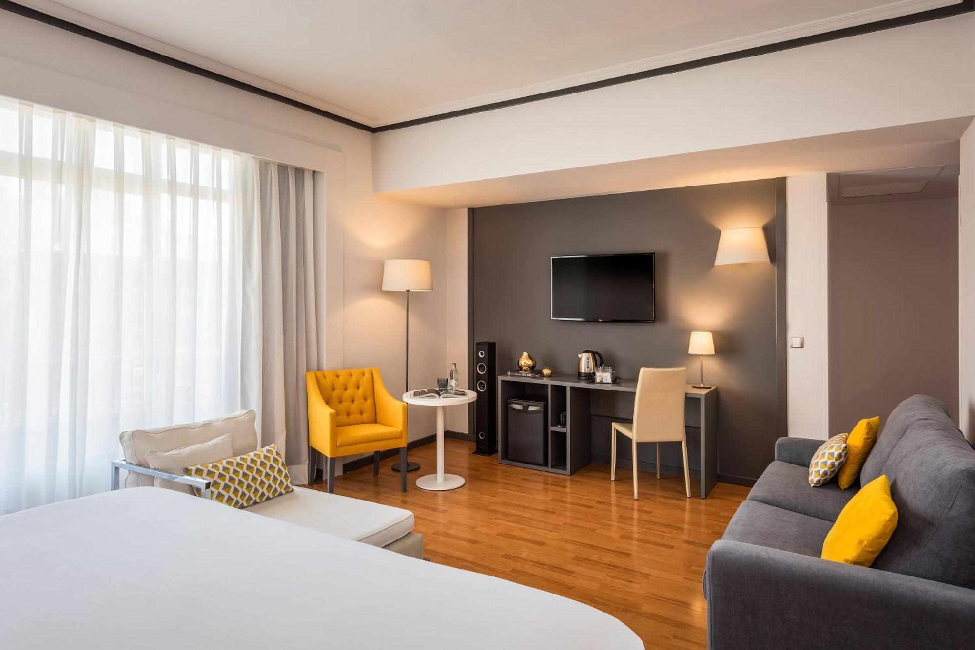 Premium King Room