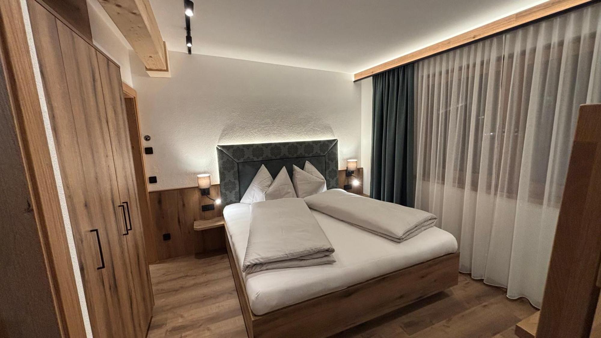 Two-Bedroom Apartment Mountain View