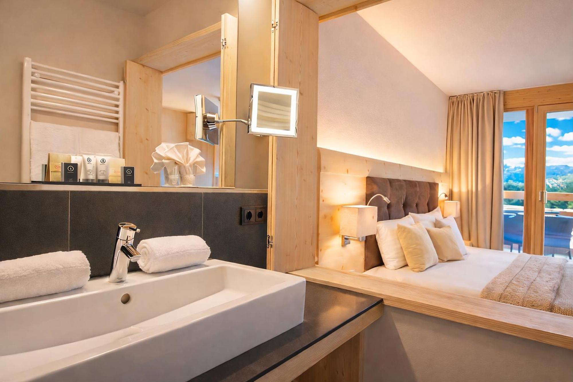 Superior Junior Suite