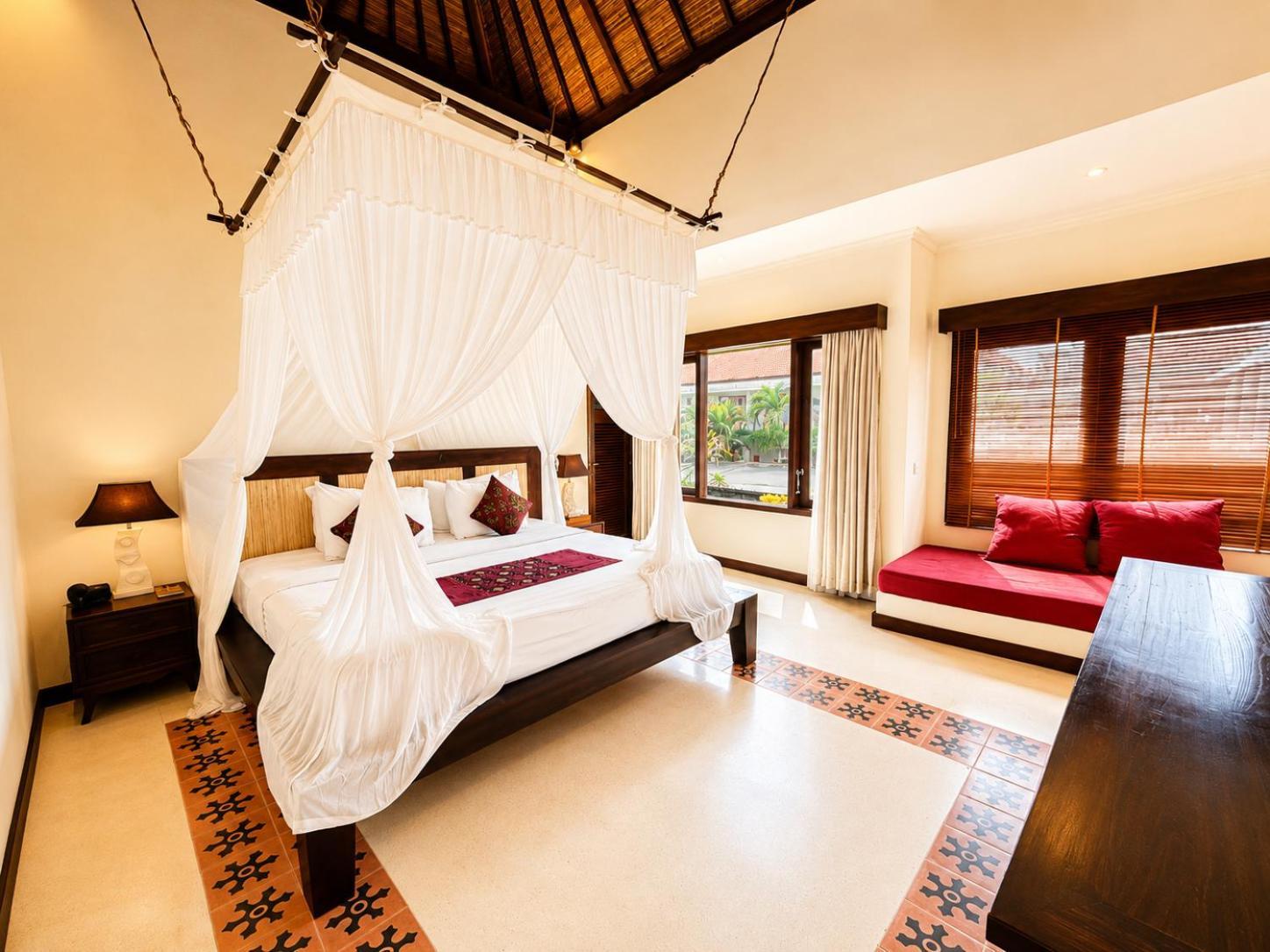 Pool View Suite Butler Service