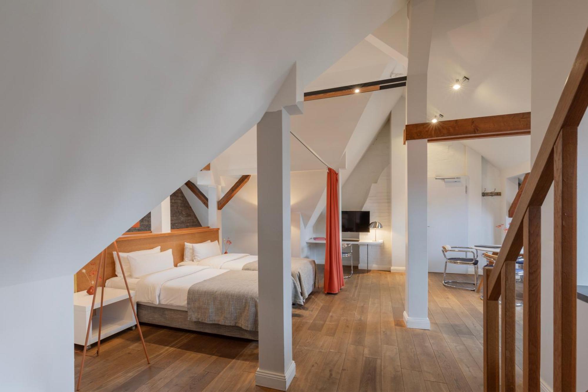 Maisonnette/Duplex Studio