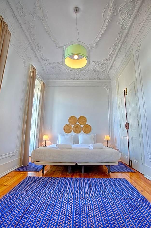 Deluxe Tweepersoonskamer met 1 Tweepersoonsbed of 2 Aparte Bedden en Gedeelde Badkamer