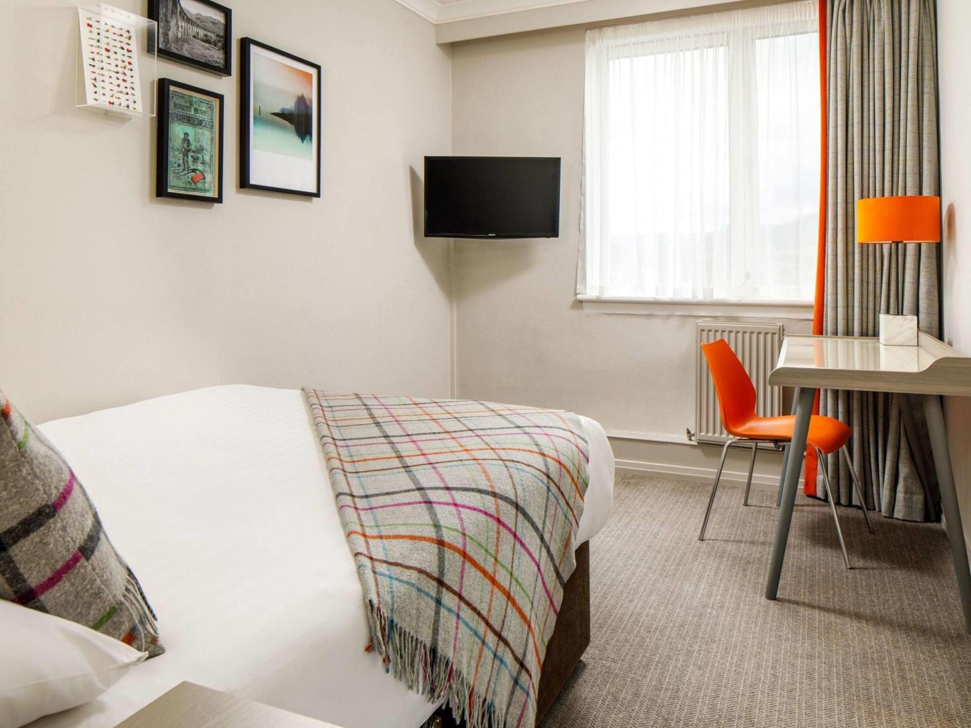 Compact Room 1 Double Bed