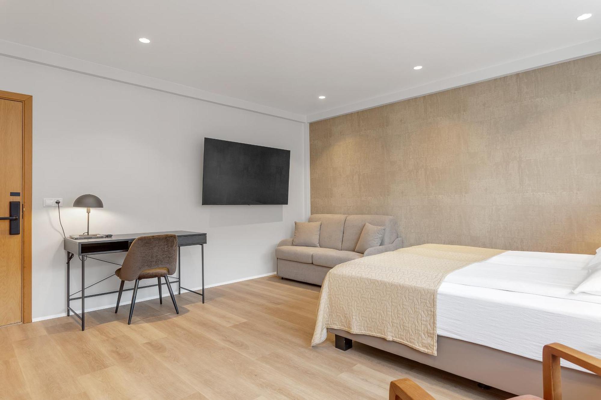 Superior Triple Room