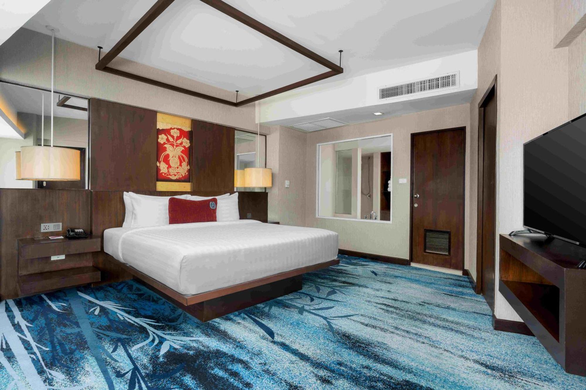 Privilege Suite Double Bed Sky Wing