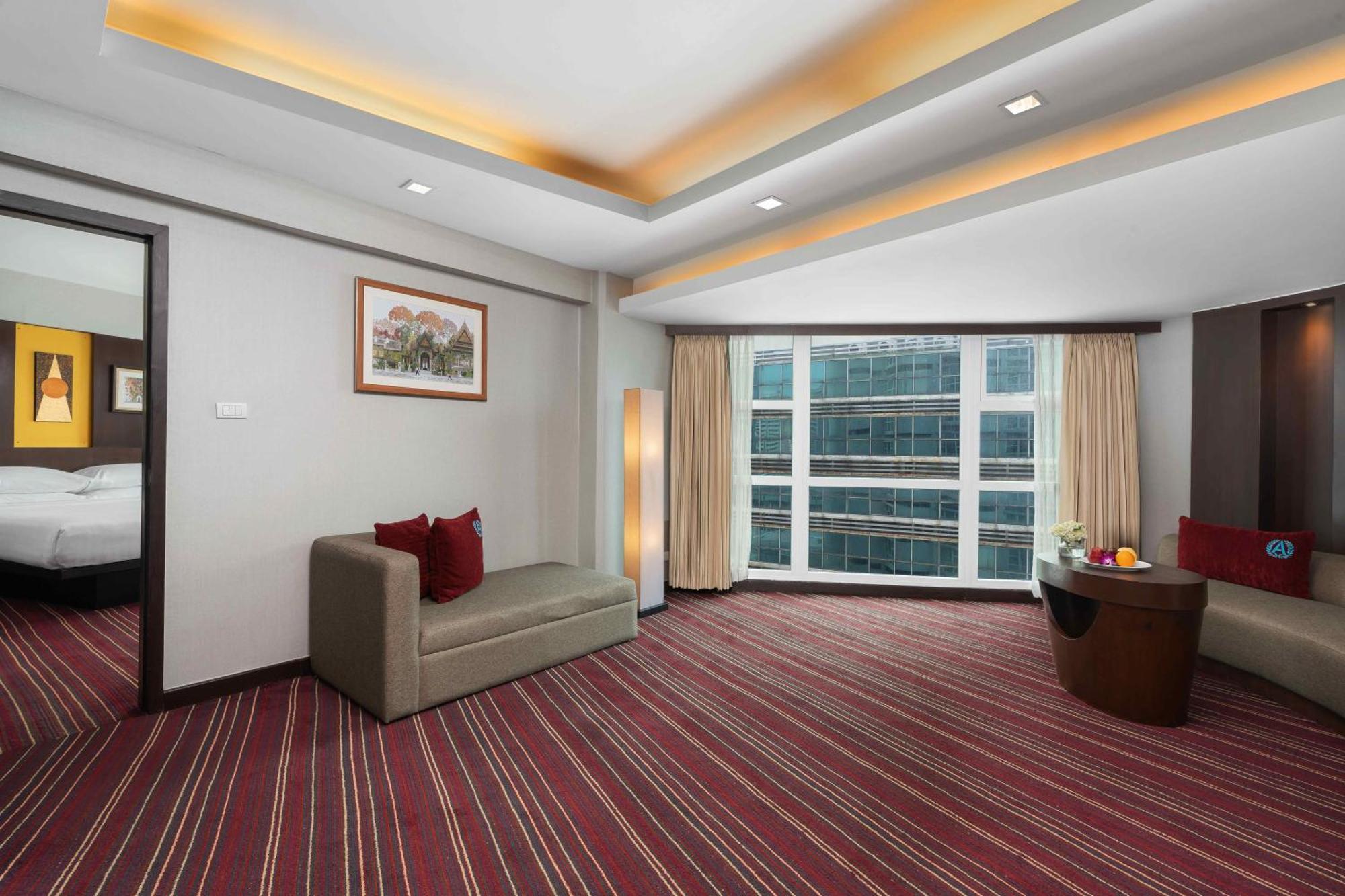 Superior Suite Double Bed Sky Wing