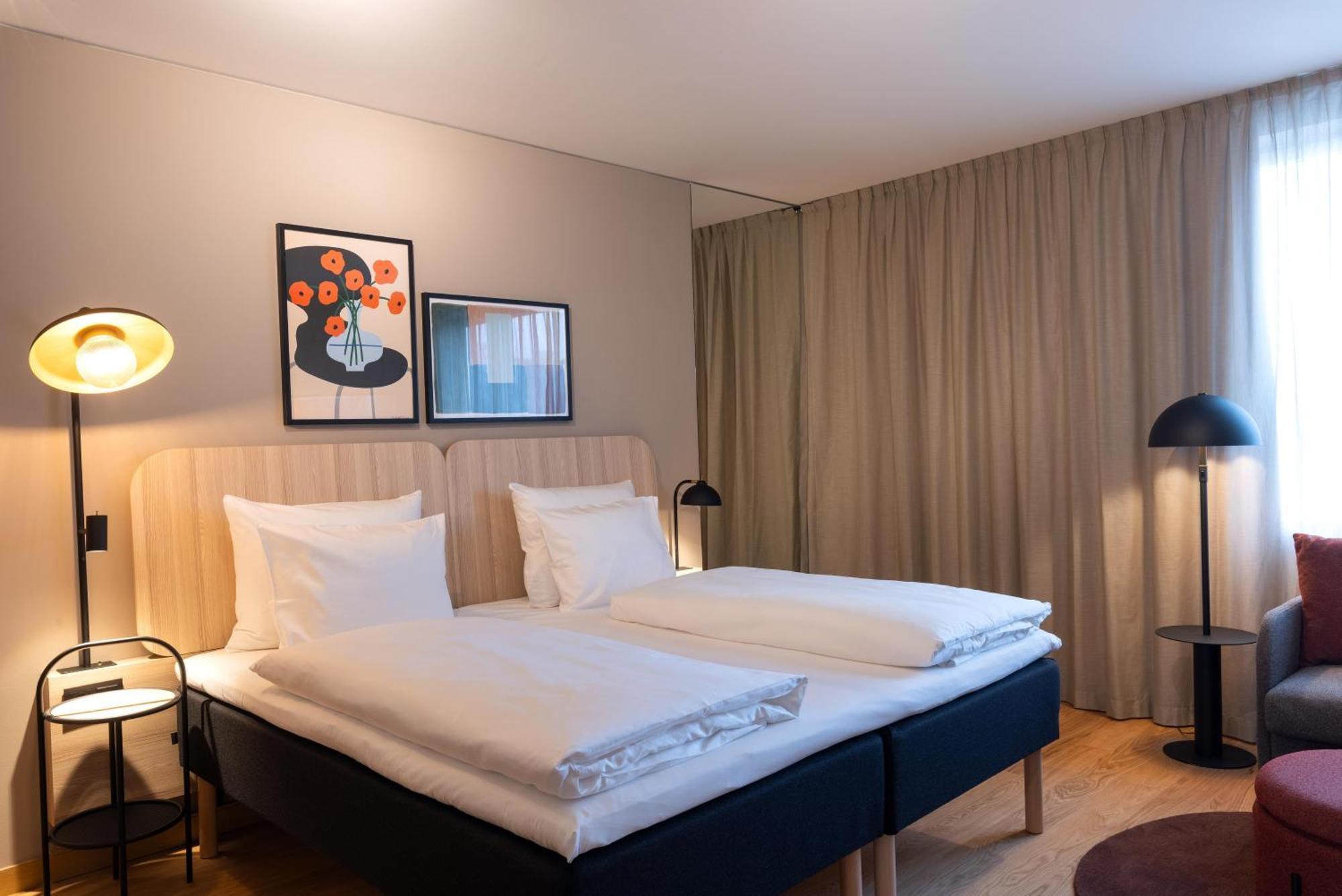 Junior Suite with access to lounge "Living Room"