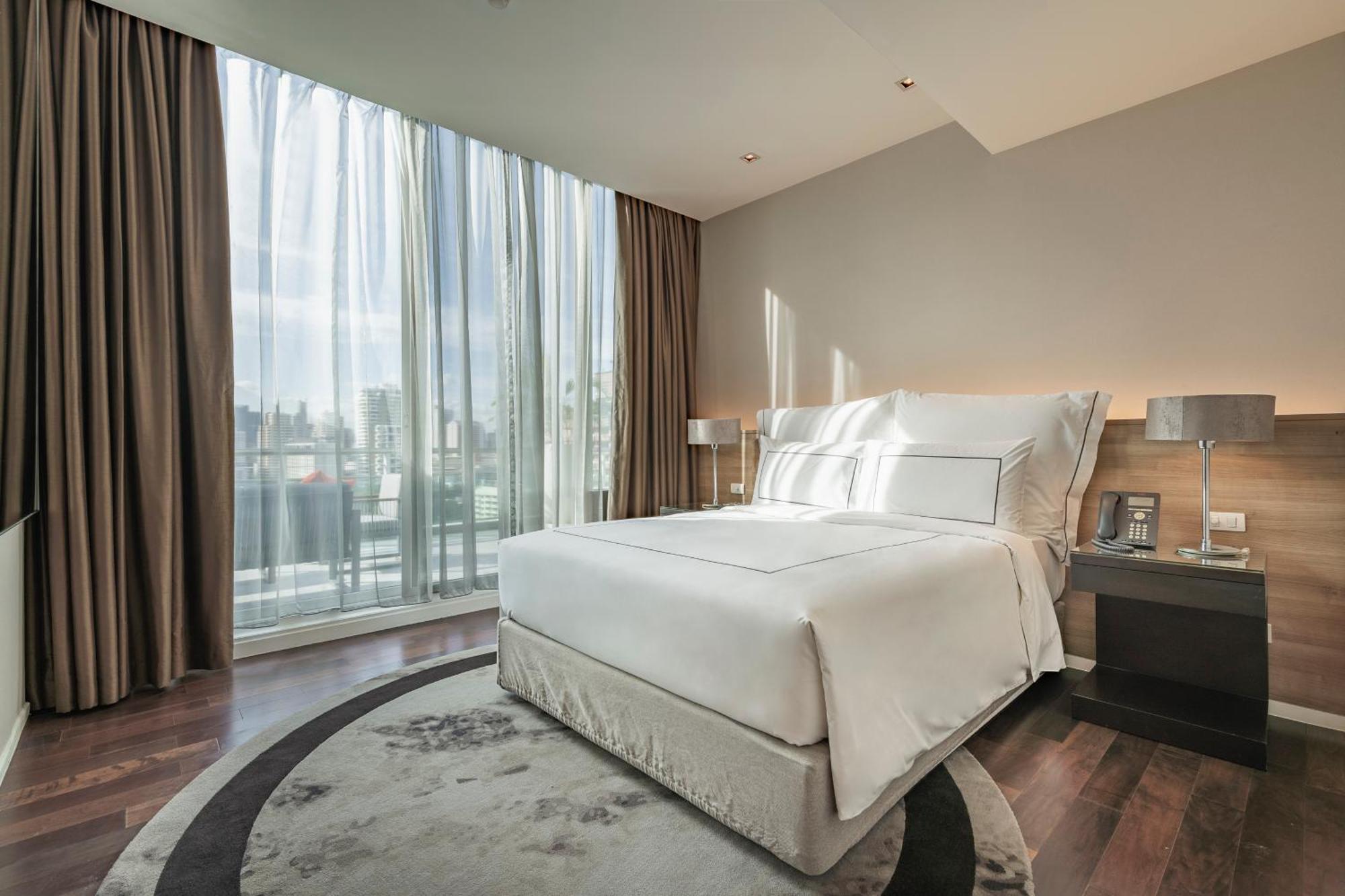 Family City View Suite