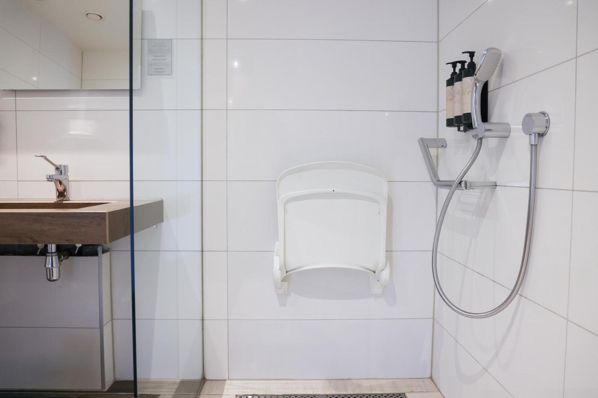 Twin Room Disability Access
