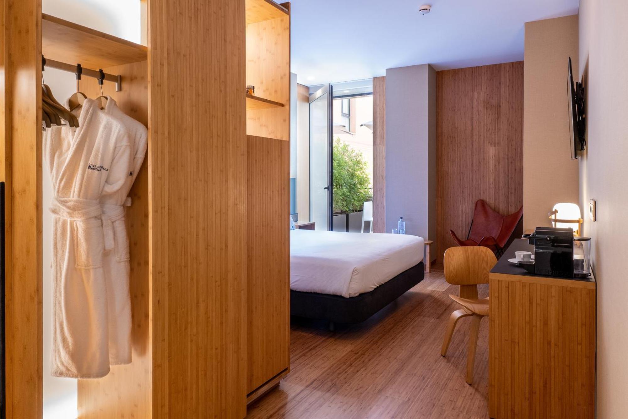 Deluxe Tweepersoonskamer met Balkon