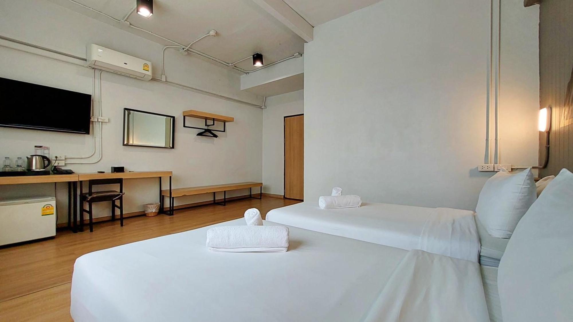 Deluxe Double or Twin Room