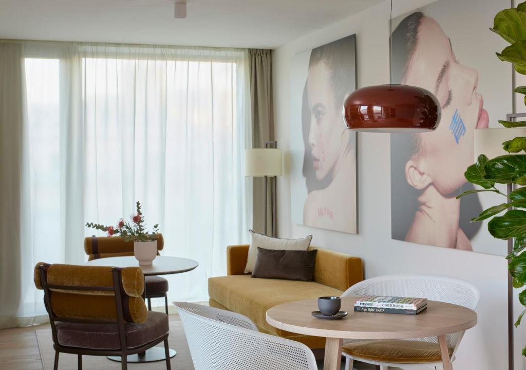 Beyond ME+ Suite met 2 Slaapkamers en Bubbelbad