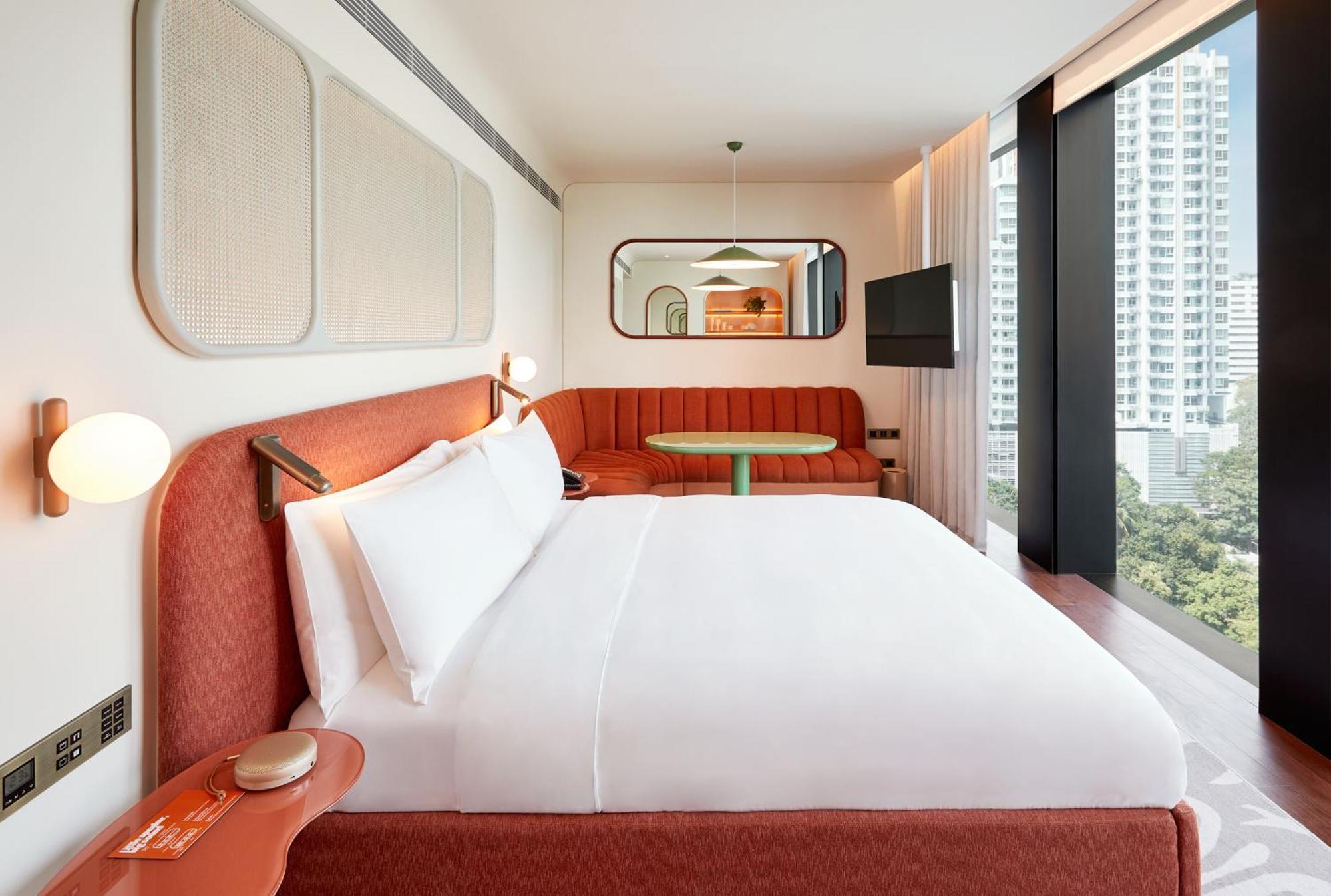 Deluxe King