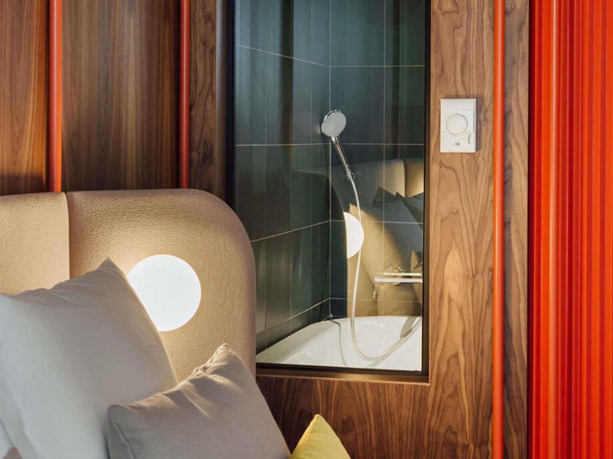 Executive Room Lounge