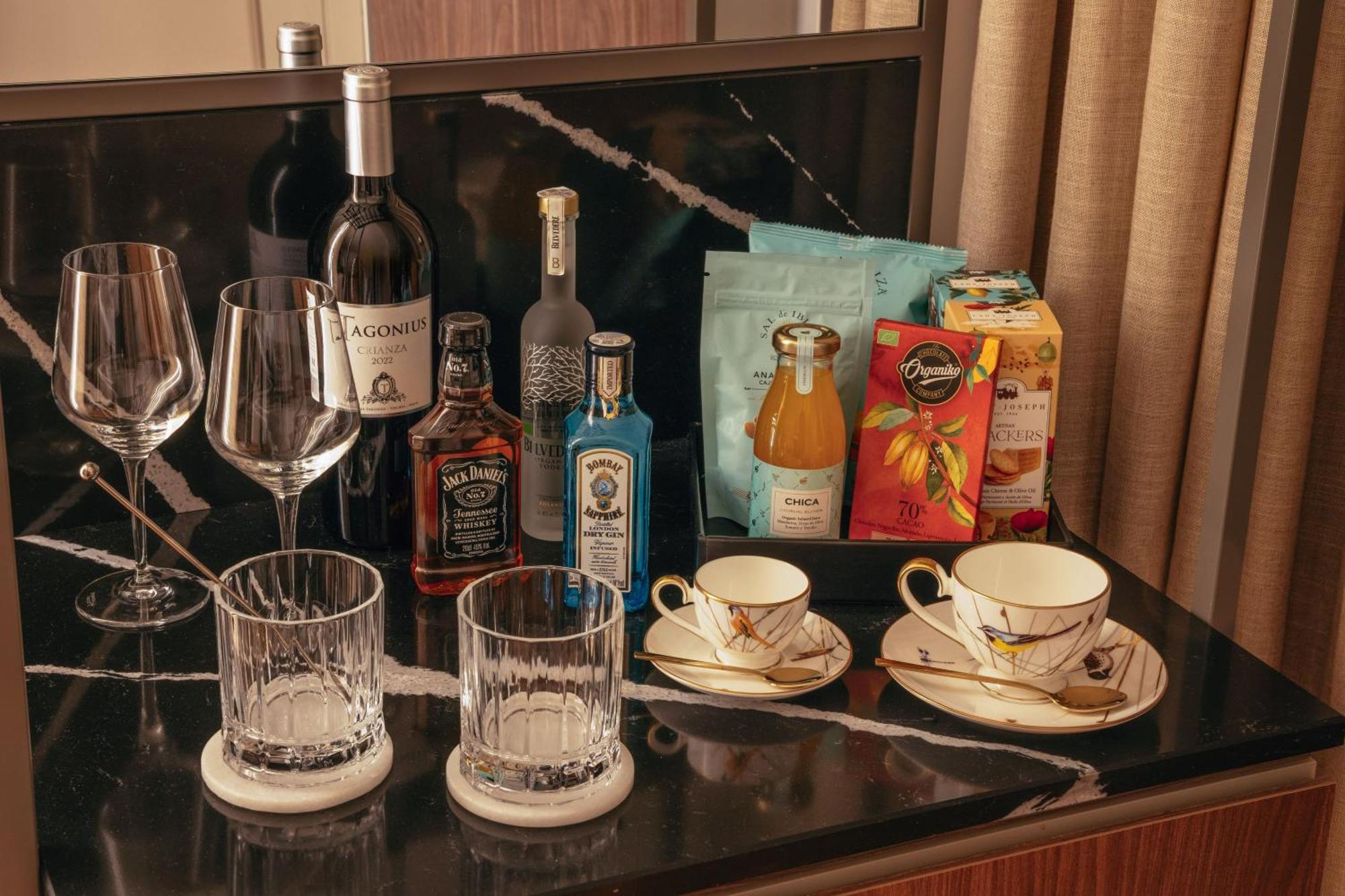 The Artist Junior Suite City View Terrace
