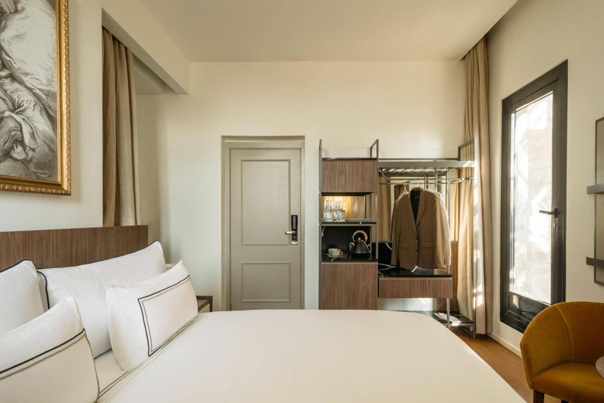 The Artist Junior Suite City View Terrace